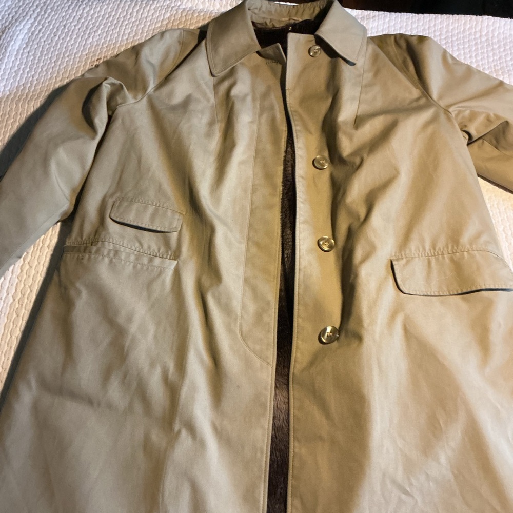Women's Classic Khaki Trench Coat - Lightweight Tan Overcoat